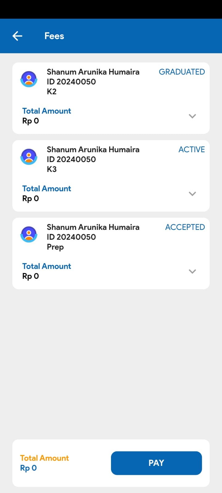 Fee overview per child — Graduated, Active, Accepted status with PAY button